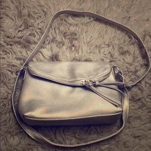 Cutest Silver purse!!